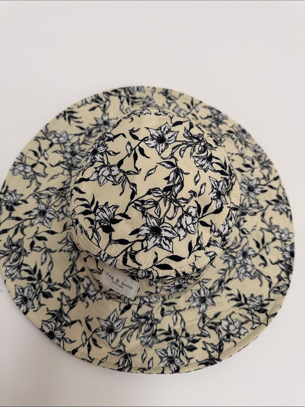 NWOT RAG & BONE addison cruise hat in yellow floral